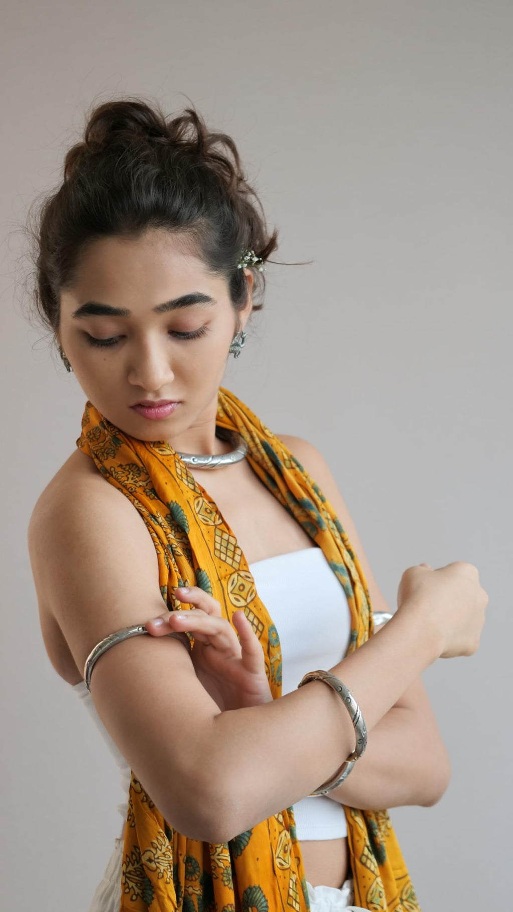 Hasto by Hasti German Silver Bracelet, Armlet & Necklace Set of 5 for Women | Adjustable Pull-Apart Bajuband Pair with Oxidised Necklace | Carved Bud-End Temple Jewellery Combo