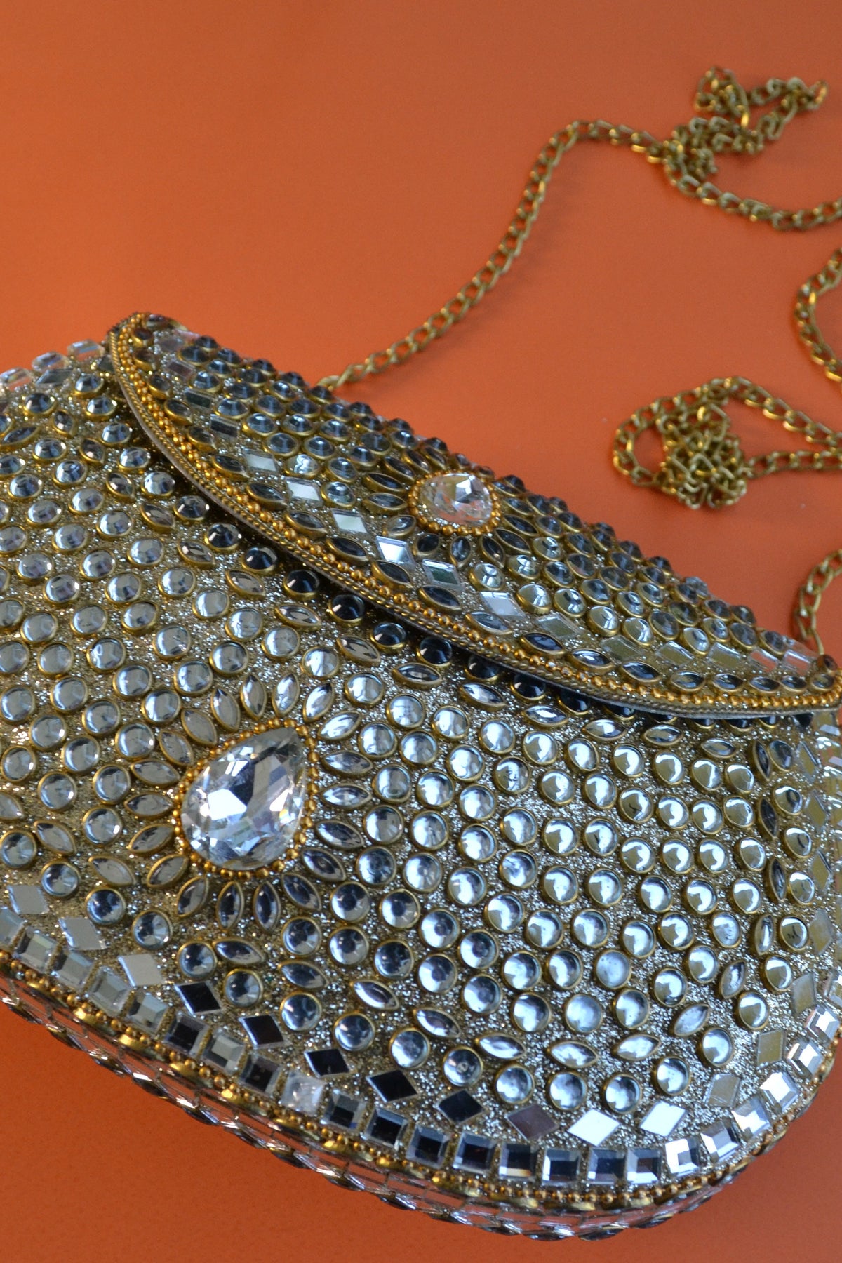 Ranak Tara Sling Bag
